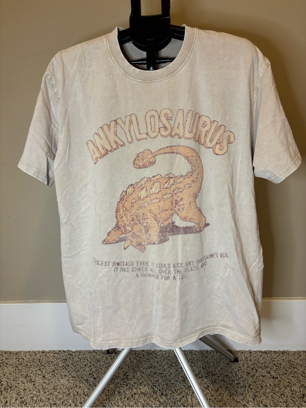 Vintage Style Ankylosaurus Dinosaur Graphic T-Shirt Size L Beige Distressed